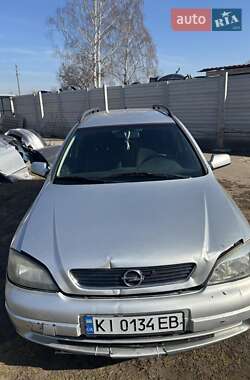 Универсал Opel Astra 2004 в Ракитном