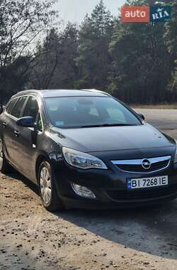 Универсал Opel Astra 2012 в Кременчуге