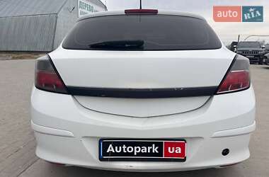 Купе Opel Astra 2006 в Львові