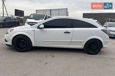 Купе Opel Astra 2006 в Львові