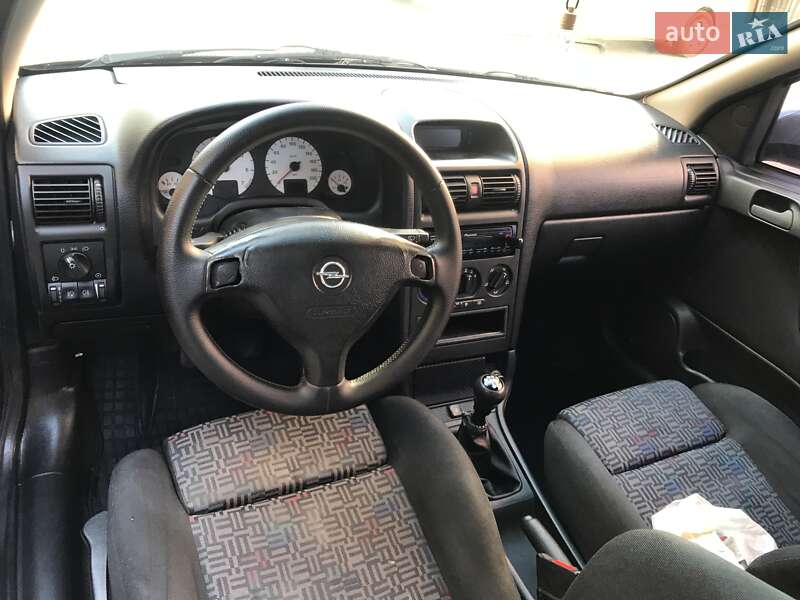 Хетчбек Opel Astra 1998 в Ірпені