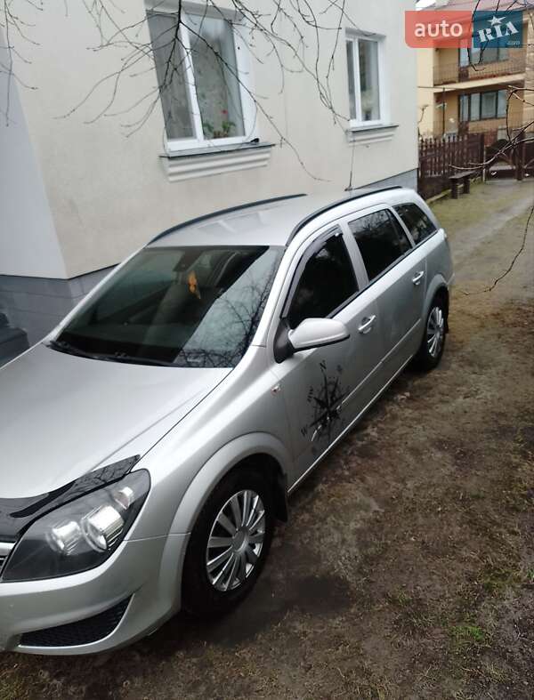 Универсал Opel Astra 2007 в Радивилове