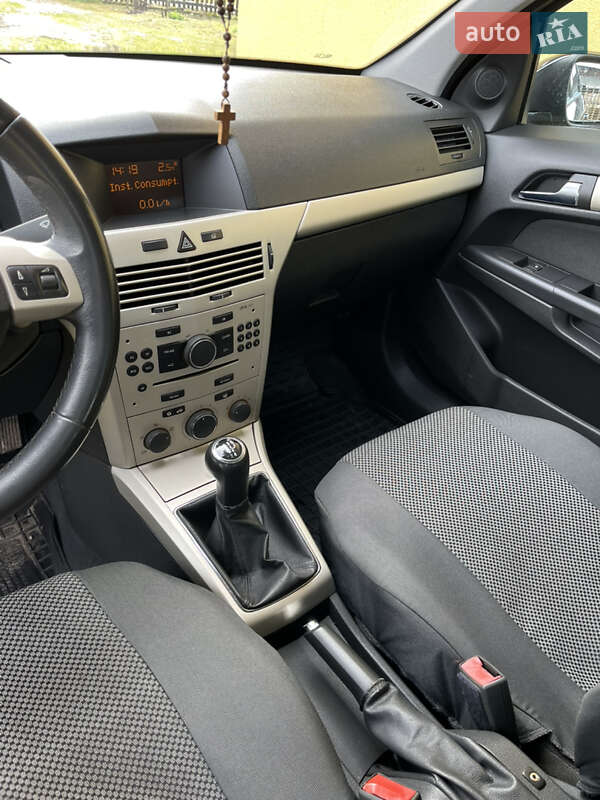 Универсал Opel Astra 2008 в Новояворовске фото 7 Универсал Opel Astra 2008 в Новояворовске