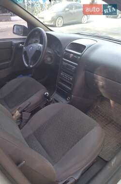 Седан Opel Astra 2002 в 