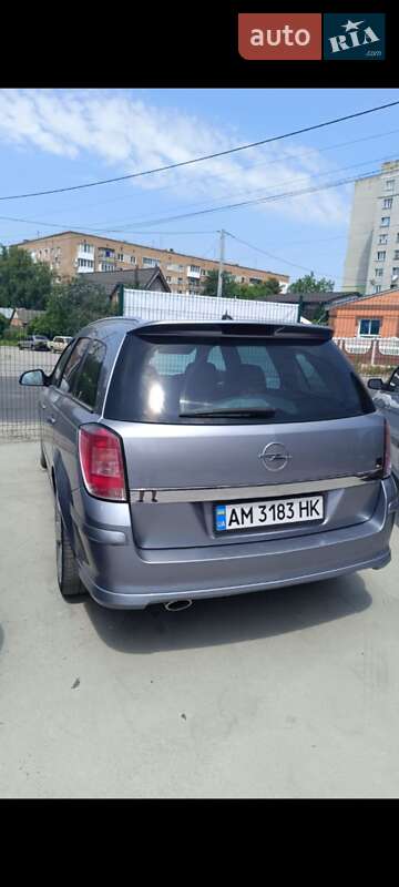 Универсал Opel Astra 2009 в Бердичеве