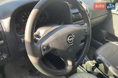 Седан Opel Astra 2003 в 