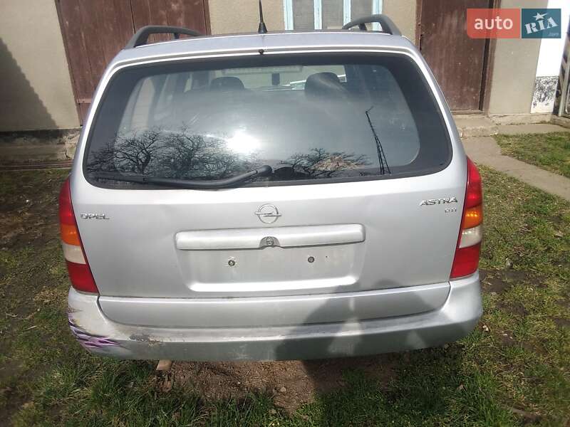 Универсал Opel Astra 1999 в Черновцах
