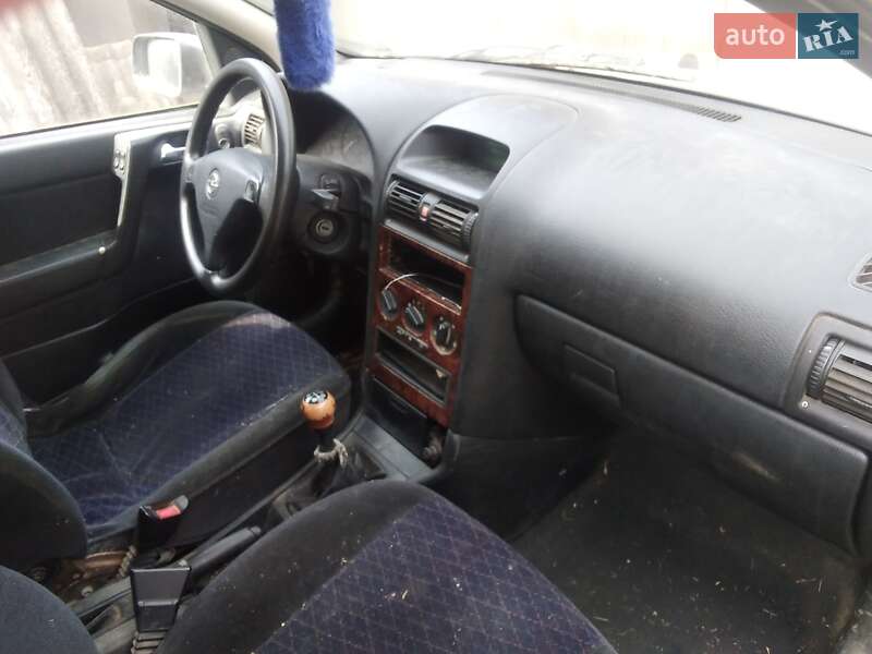 Универсал Opel Astra 1999 в Черновцах