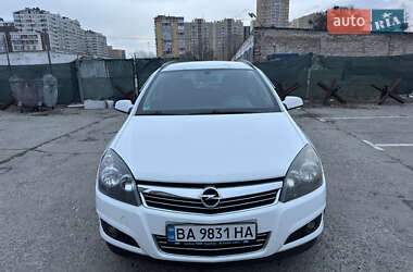 Универсал Opel Astra 2009 в Киеве