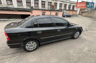 Седан Opel Astra 2007 в 