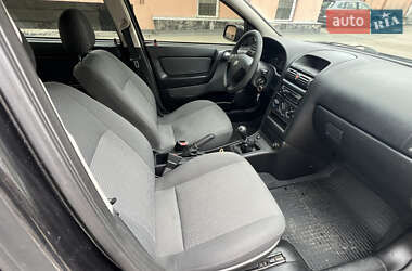 Седан Opel Astra 2007 в 