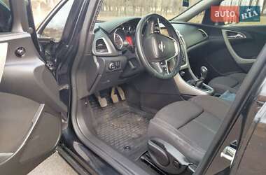 Універсал Opel Astra 2011 в 