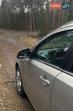 Универсал Opel Astra 2010 в 