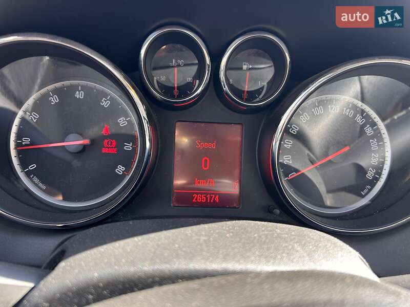 Хетчбек Opel Astra 2011 в Каневі