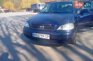 Хэтчбек Opel Astra 2000 в Монастыриске