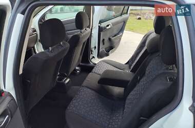 Универсал Opel Astra 2004 в 