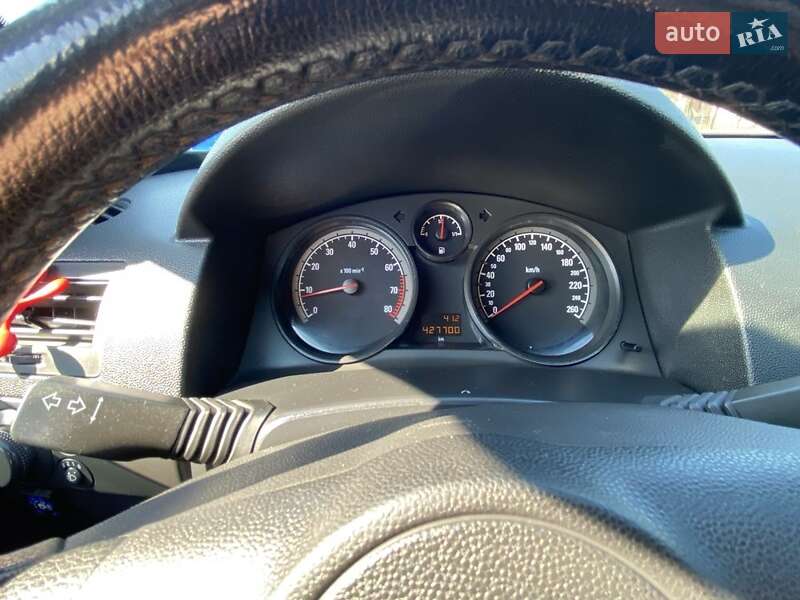 Хетчбек Opel Astra 2007 в Коломиї