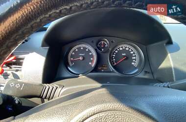 Хэтчбек Opel Astra 2007 в 