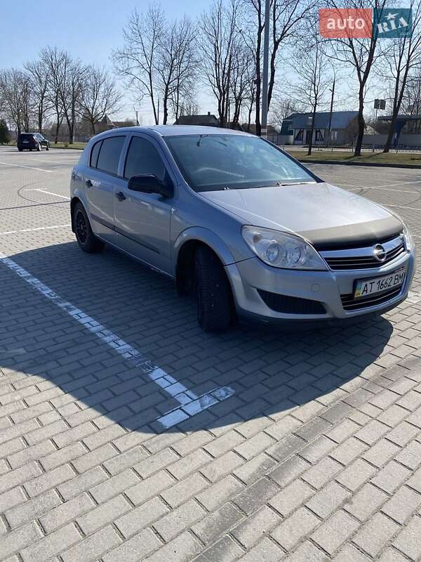 Хетчбек Opel Astra 2007 в Коломиї
