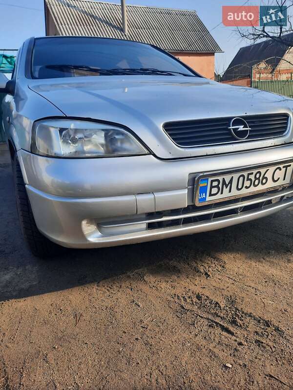 Седан Opel Astra 2005 в Сумах