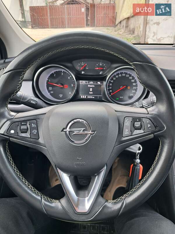 Универсал Opel Astra 2016 в Николаеве
