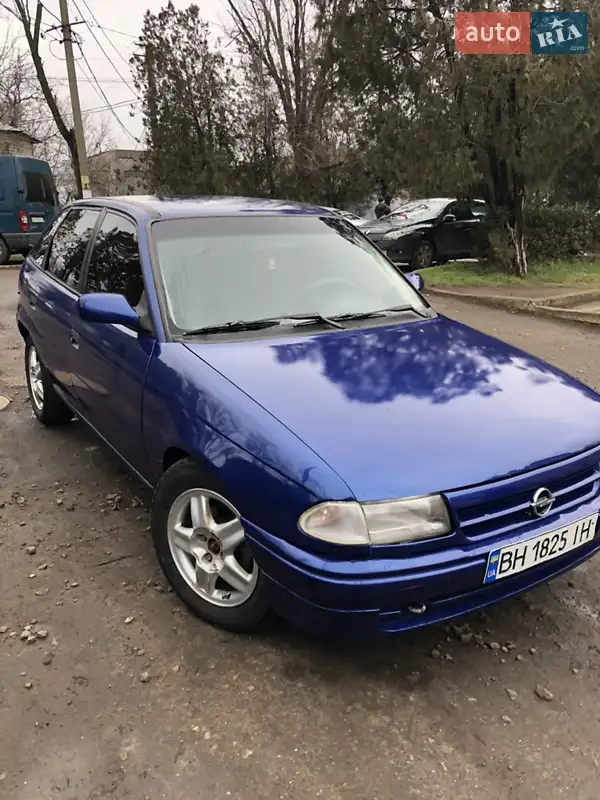 Opel Astra 1992 VIN W0L000059N2538940 фото оголошення 8 з 36