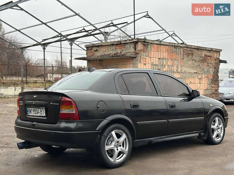 Седан Opel Astra 2008 в Рівному фото 4 Седан Opel Astra 2008 в Рівному