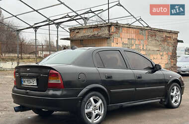 Седан Opel Astra 2008 в 