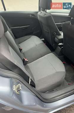 Универсал Opel Astra 2006 в 