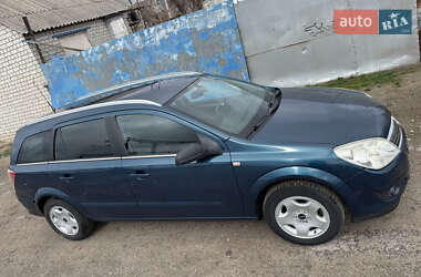 Універсал Opel Astra 2007 в 