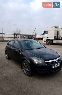 Хэтчбек Opel Astra 2006 в Маньковке