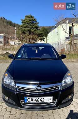 Універсал Opel Astra 2009 в Черкасах