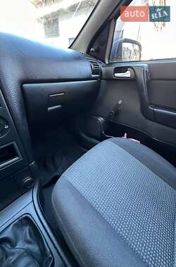 Седан Opel Astra 2005 в 
