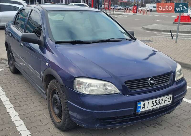 Седан Opel Astra 2007 в Киеве