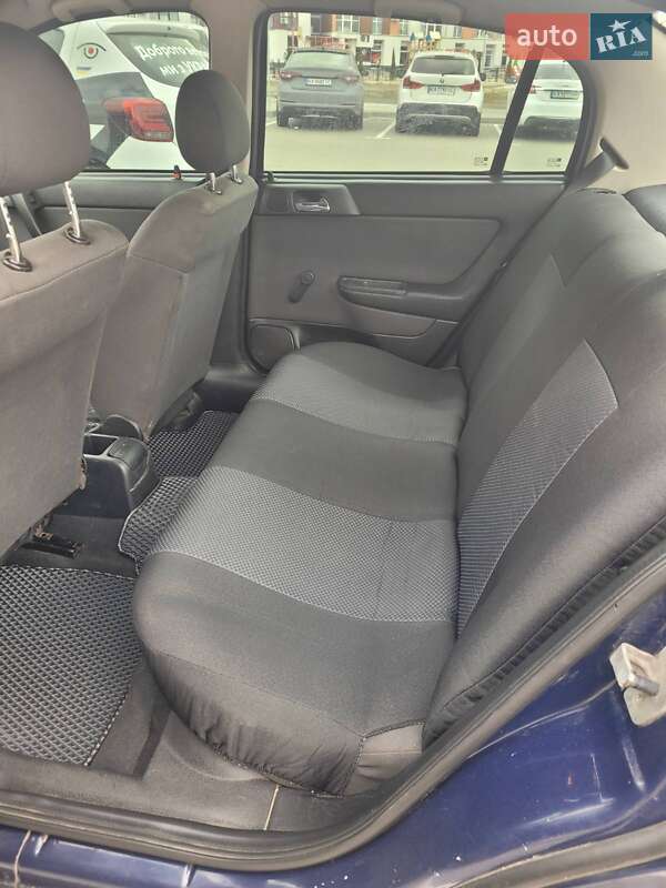 Седан Opel Astra 2007 в Киеве