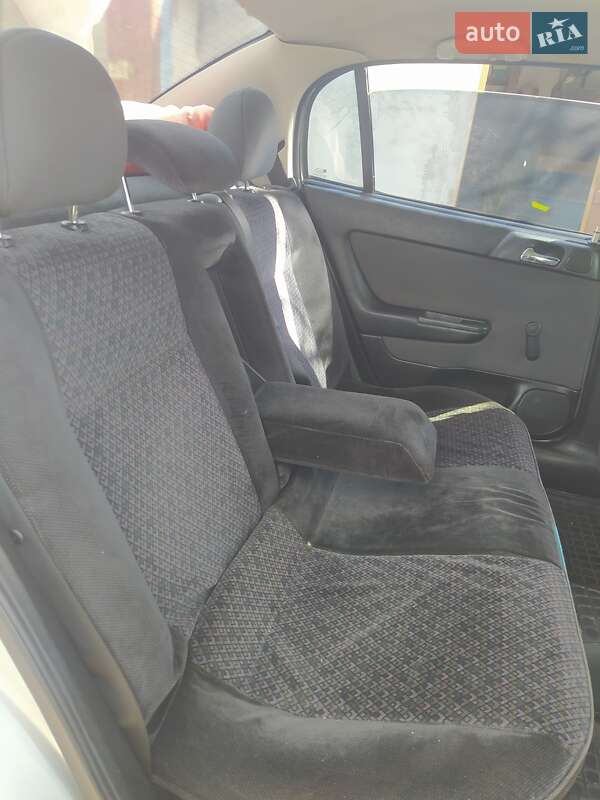 Седан Opel Astra 2007 в Киеве