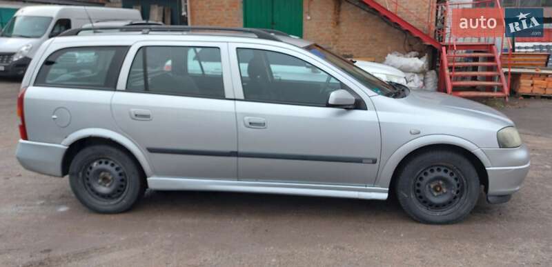 Универсал Opel Astra 2004 в Лубнах