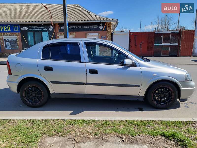 Хэтчбек Opel Astra 1999 в Измаиле