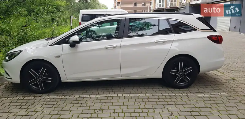 Універсал Opel Astra 2018 в 
