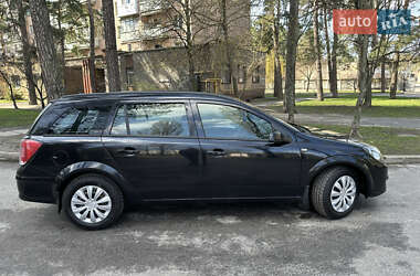 Универсал Opel Astra 2006 в 
