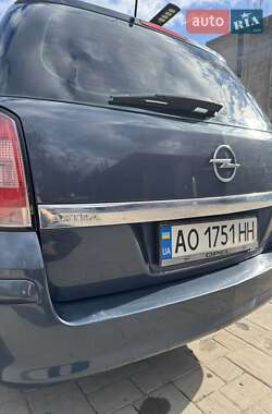 Универсал Opel Astra 2007 в 