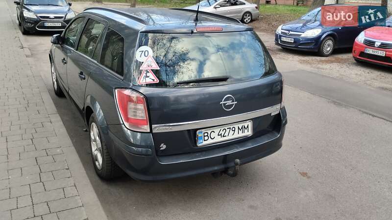 Універсал Opel Astra 2007 в Львові