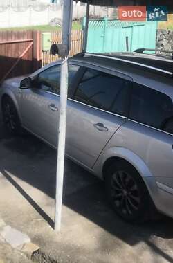 Универсал Opel Astra 2010 в 