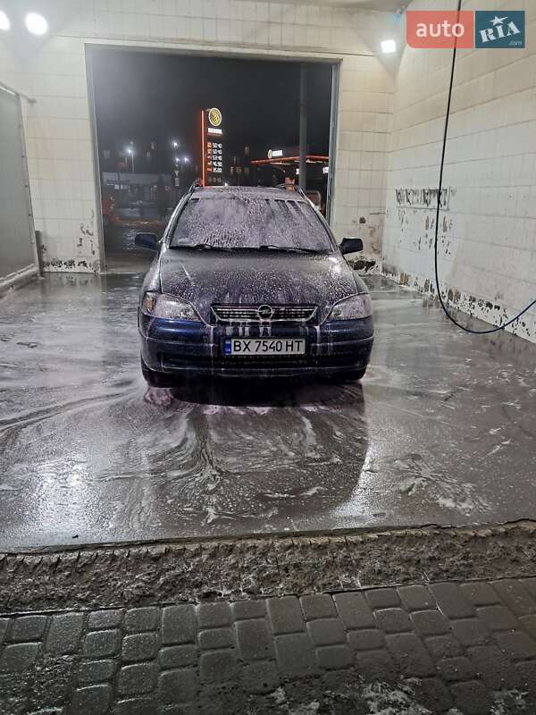 Универсал Opel Astra 1999 в Староконстантинове