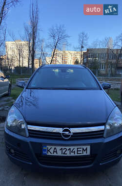 Универсал Opel Astra 2005 в 