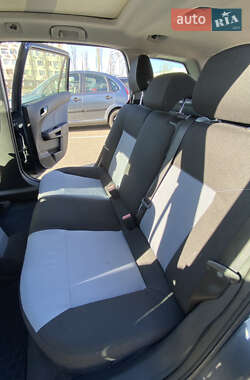 Универсал Opel Astra 2005 в 