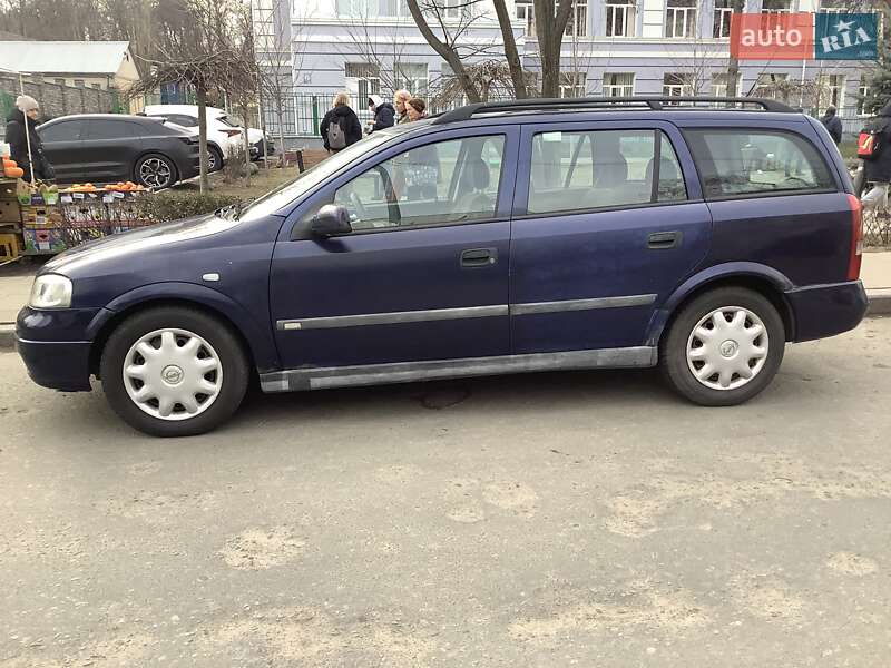 Универсал Opel Astra 2000 в Киеве
