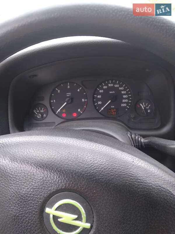 Универсал Opel Astra 2000 в Киеве