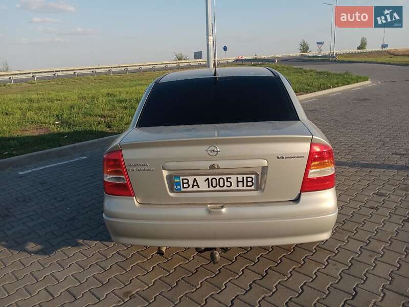 Седан Opel Astra 2006 в Голованевске фото 13 Седан Opel Astra 2006 в Голованевске