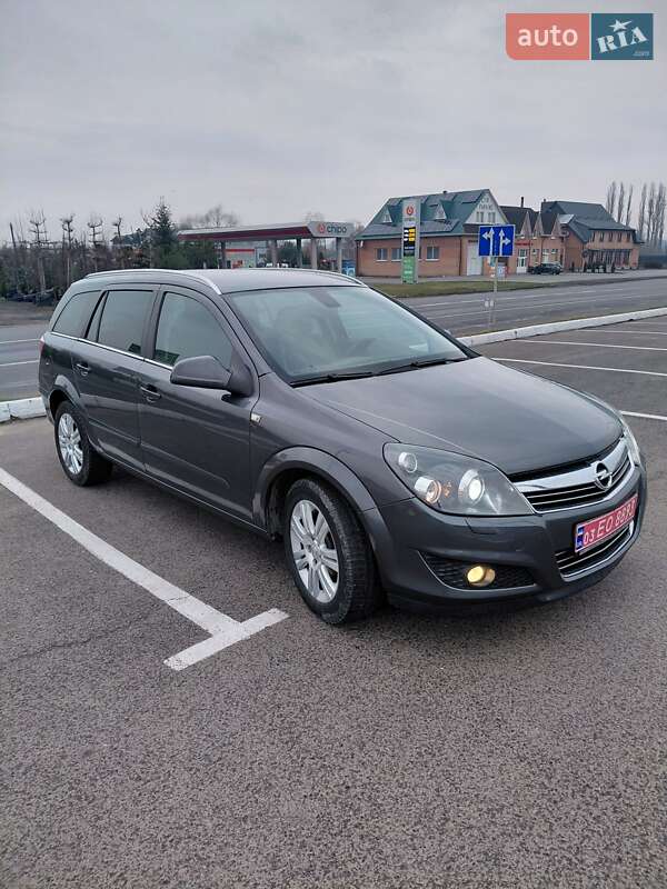 Универсал Opel Astra 2009 в 